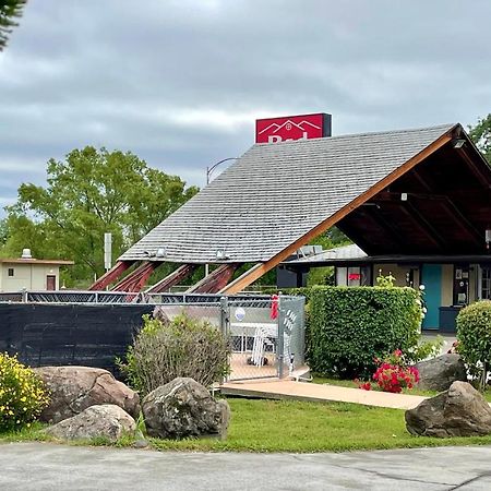 Red Bluff Inn Kültér fotó